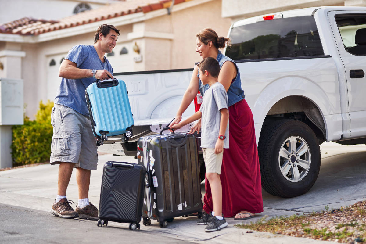 Familie im Pickup